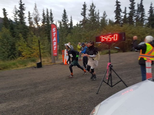 yukonbcbordertheyreoff.jpg