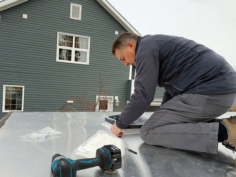 may62021scottsplacestrappingwallinstallingceilingfanmarkingwindowopenings06.jpg