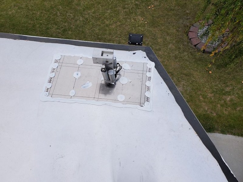 motorizedantenna.jpg