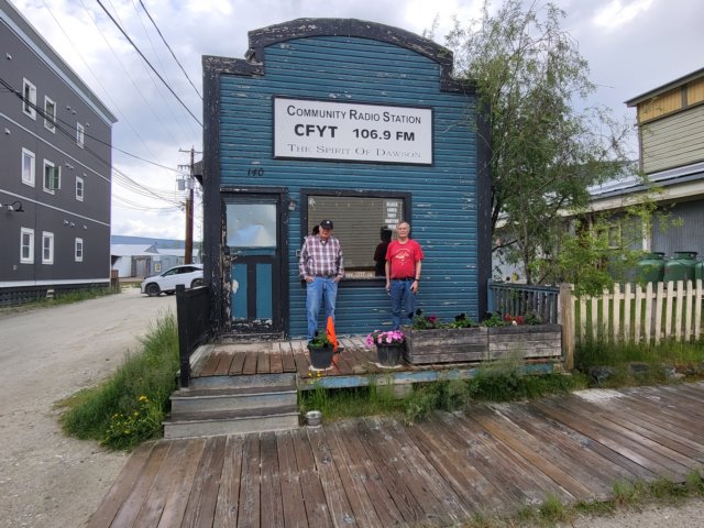 communityradiostationphotocreditjenroberts.jpg